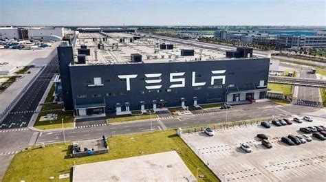 特斯拉上海超级工厂正式启动Model 3整车出口业务-新闻-上海证券报·中国证券网