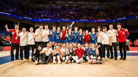 世界女排联赛：中国女排3-0轻取波兰，结束三连败-直播吧zhibo8.cc