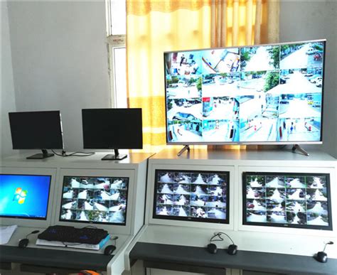 监视器电子眼居民小区安防系统视频素材,其它视频素材下载,高清3840X2160视频素材下载,凌点视频素材网,编号:686071