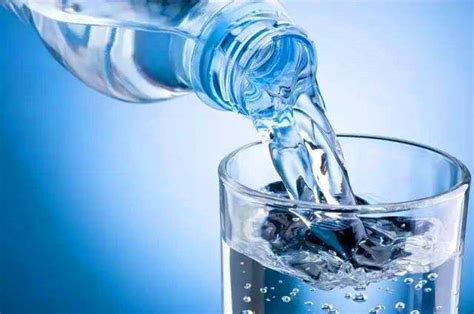 多喝水的好处和坏处有哪些-多喝水的好处和坏处介绍-六六健康网