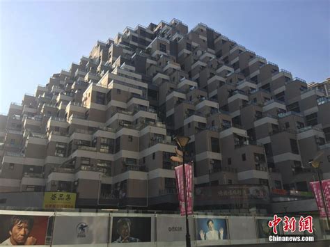 江苏 昆山 金字塔建筑物 老外都惊叹大楼的结构