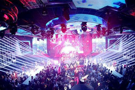 拉萨市瓦的音乐酒吧 - 娱乐工程业绩 - 成都宝业恒声光科技有限公司