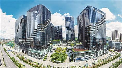 龙岗坂田街区获评“国际化产业创新特色街区”-政务动态-龙岗政府在线