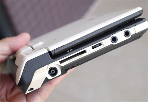 口袋便携PC 索尼世界上最轻8寸本真机拆解(8)_笔记本_科技时代_新浪网
