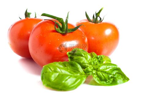 菜市场大妈透露，西红柿有没有打“催红素”，两个地方一瞧便知|西红柿|菜市场|大妈_新浪新闻