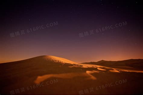 夜空下寂静的沙漠浩瀚星空图片免费下载_PNG素材_编号192imdynk_图精灵