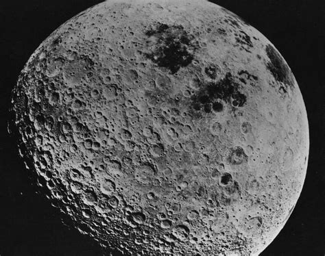 月球是如何形成的？太阳系最大撞击坑内，隐藏着不为人知的秘密|月球|艾特肯|南极_新浪新闻