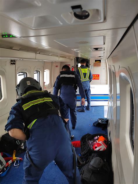 “福景001”轮，12具疑似落水遇难者遗体被发现 搜救工作仍在继续