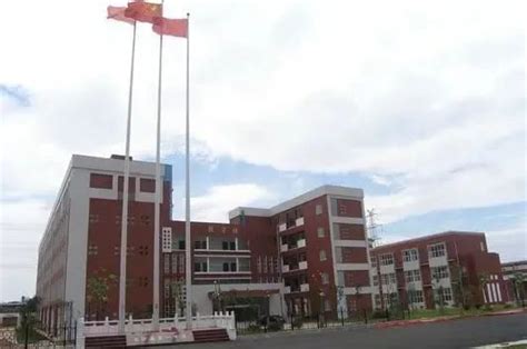 湖南省长沙县第一中学2021年教师招聘公告 - EduJobs