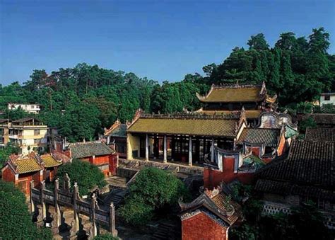 Introduction of Gongcheng County Wu Temple - www.asiavtour.com