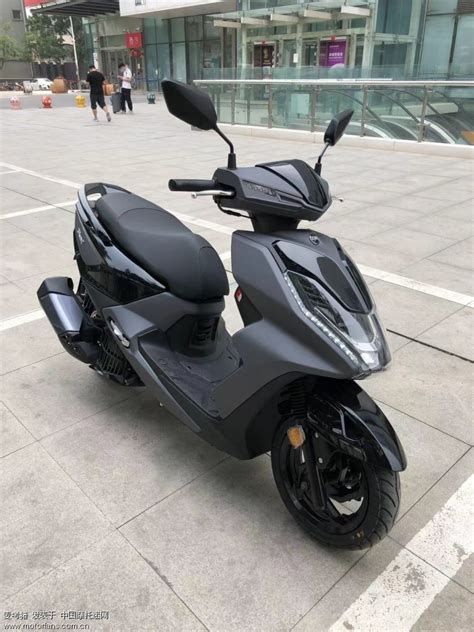 SYM三阳摩托车,FNX150报价及图片-摩托范-哈罗摩托车官网