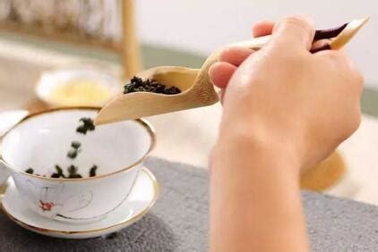 教你正确的取茶方法 | 茶奥网