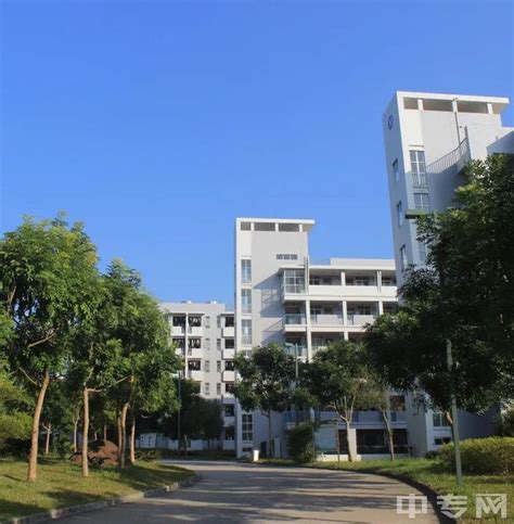 阳江市第一职业技术学校(阳江技师学院)是公办还是民办学校？|中专网