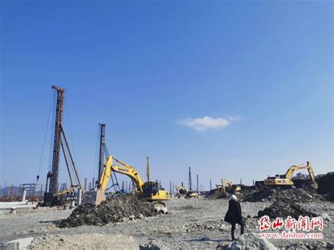 浙江舟山：打造世界一流石化新材料基地，推动石化产业高质量发展-新华网