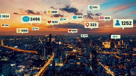 社交媒体图标飞过市区通社交网络应用平台显示民众参与关系高清图片下载-正版图片306629256-摄图网
