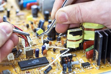 你知道电路板维修检测有哪些方法吗-上海枫逸电气自动化有限公司