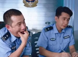 在香港警察总部，听英籍“爆头警司”骂暴徒卑鄙！_手机新浪网