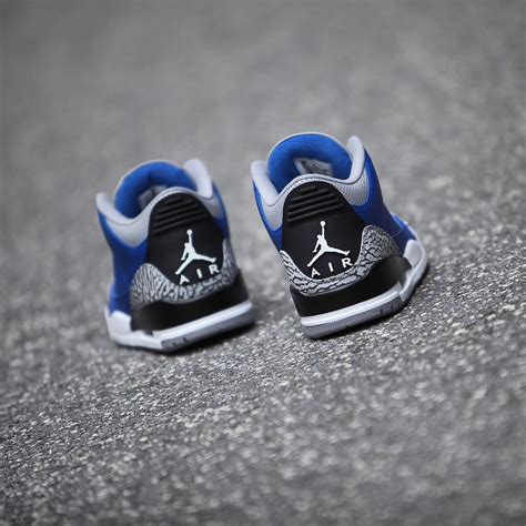 藤原浩网晒 Air Jordan 3 “True Blue” AJ3 2016发售信息 球鞋资讯 FLIGHTCLUB中文站|SNEAKER球鞋资讯第一站