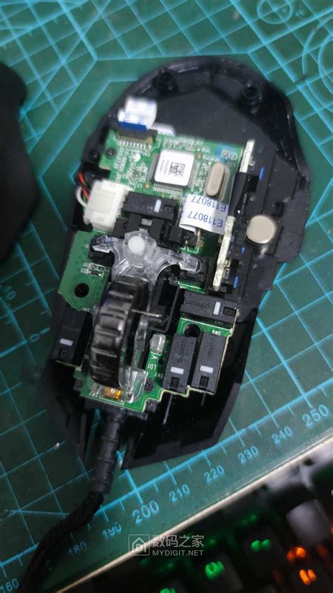 罗技G502无线鼠标拆解及更换左键微动开关_鼠标_什么值得买