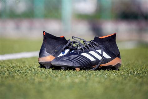 阿迪达斯发布博格巴专属猎鹰18+ - Adidas_阿迪达斯足球鞋 - SoccerBible中文站_足球鞋_PDS情报站