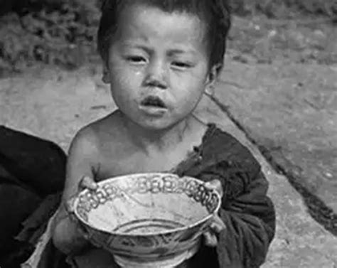 1942河南人吃人图片（揭秘河南大饥荒真实惨状） | 刀哥爱八卦