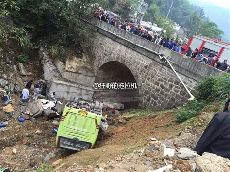 武汉长江大桥撞损护栏开始修缮【9】--图片频道--人民网