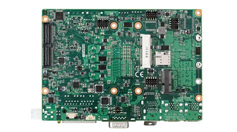 MIO-5391 - 第七代 Intel 高性能 笔记本Core-H CPU 3.5寸小尺寸嵌入式单板 - 研华