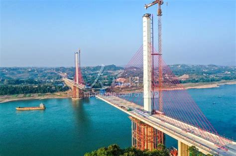 四川合江：俯瞰建设中的白沙大桥-人民图片网