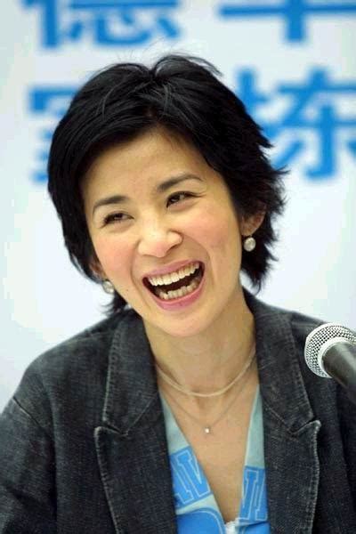 吴君如(Sandra Ng)2002年《金鸡》高清剧照-万佳直播吧