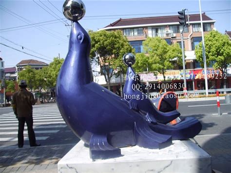 不锈钢抽象海豚雕塑 户外海洋馆动物园鲸鱼小品 酒店水景摆件