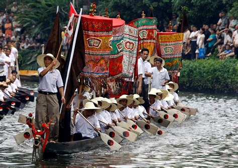 龙腾大湾区·龙舟文化巡礼 | 广州龙舟：赛龙夺锦 千年传承