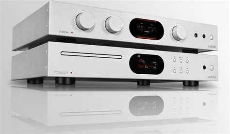 Audiolab Flagship 9000A Amplifier and 9000CDT CD Transport Unveiled ...
