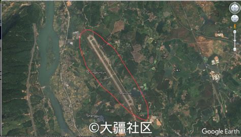 一架飞机从丁蜀机场飞抵北京