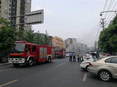 四川自贡一化工设计研究院车间爆炸 8人受伤-大河新闻