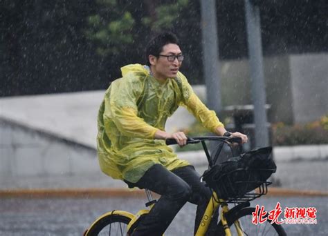北京昨日暴雨 海淀丰台等地日雨量破历史极值_手机新浪网