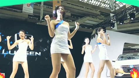 韩国长腿美女车模 - 美女贴图 - 华声论坛