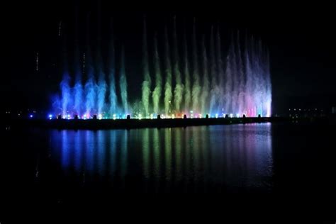 抚顺 月牙岛生态公园夜景&音乐喷泉 140614 - 游记攻略【同程旅游攻略】