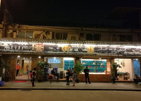 「港式海鲜大排档」来袭 ，港味超正！ 带你穿越到TVB街头！_香港