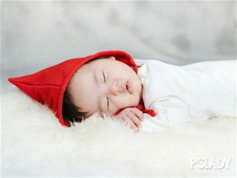 梦见小男孩是什么预兆，孕妇梦见自己的宝宝模样_可可情感网