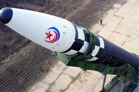 朝鲜试射洲际导弹后韩国紧急秀军力，这些动作究竟有何意义？_凤凰网视频_凤凰网