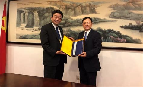 全国律协王俊峰会长会见台湾律师代表团