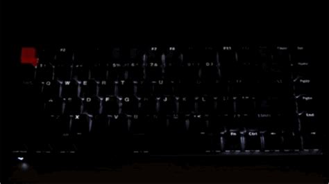 人生第一把机械键盘孤勇者：雷柏V700-8A_原创_新浪众测