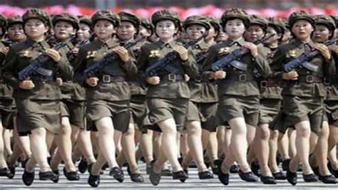 漂亮的朝鲜人民军女兵