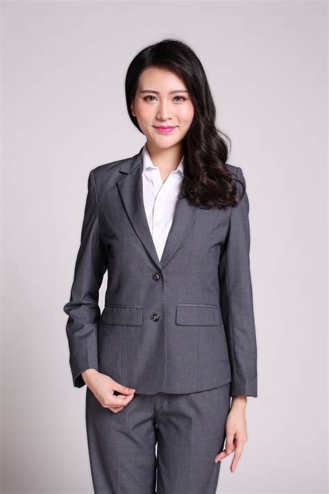 女式职业西服套装韩版修身收腰女士西装正装白领企业公司工作制服-阿里巴巴