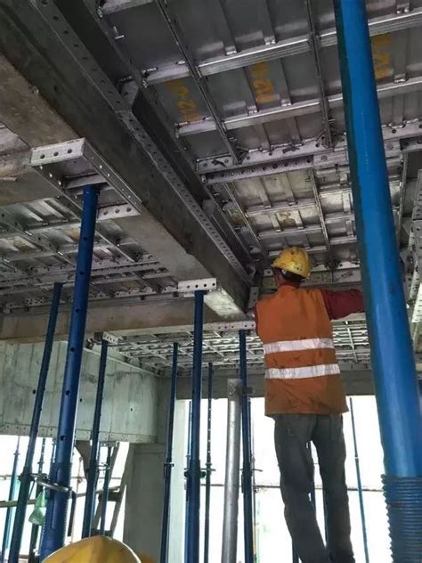 建筑施工模板拆除标准做法