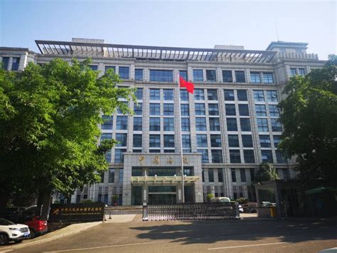 中国海关总署大楼仰拍高清图片下载_红动中国