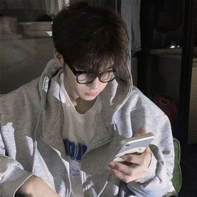 男孩温柔头像女生