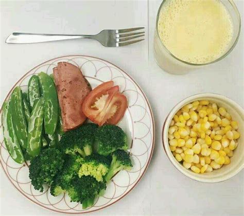 【减脂餐/紫薯鸡蛋蔬菜沙拉的做法步骤图】柠檬减脂餐_下厨房