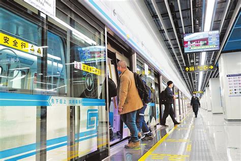 郑州地铁4号线开始试乘，首日运行平稳有序-大河网