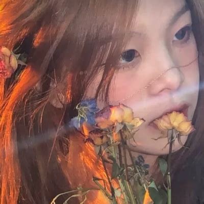 非主流红脸头像女生
